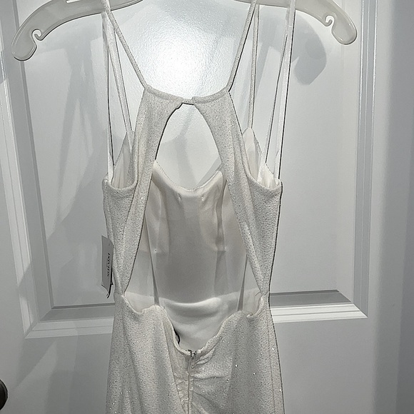 White Sparkly Dress (Brand new) - Picture 4 of 5